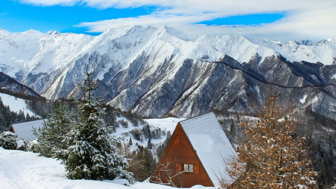 Ariège Mountains: United for Winter Adventures!