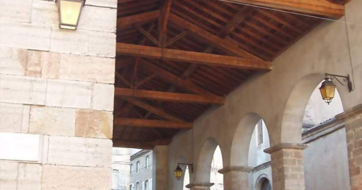 Discover the Flavors of Ariège: La Bastide-de-Sérou Market