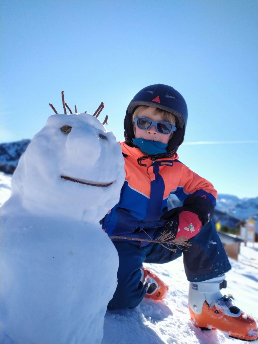 Embrace the Chill: Igloo Building Adventures in the Ariège Pyrenees