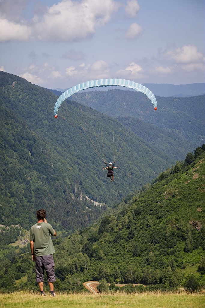 Soar High: Experience Paragliding in the Ariège Pyrenees